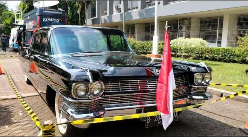 Spesifikasi Mobil Dinas Soekarno Yang Batal Dinaiki Ganjar Mahfud