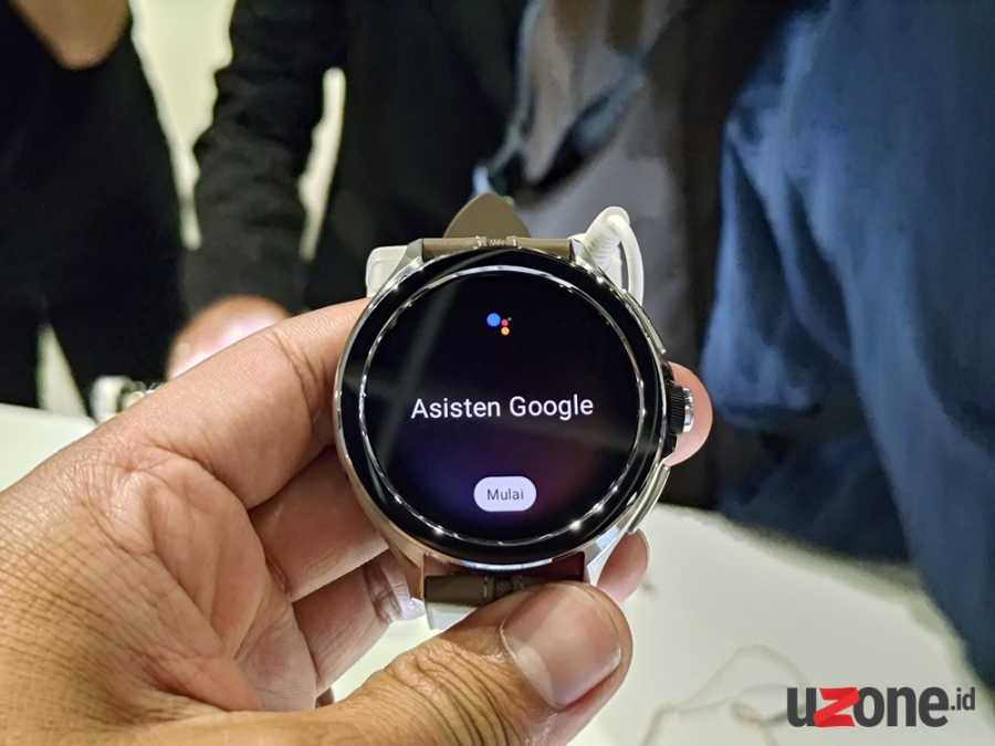 Smartwatch dengan wear online os