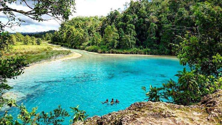 5 Objek Wisata Alternatif di Papua 5 Objek Wisata Alternatif di Papua