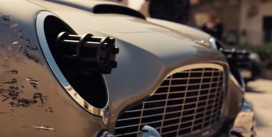 Aston Martin Jadi Mobil Tempur di Film James Bond: 'No Time To Die' Aston Martin Jadi Mobil Tempur di Film James Bond: 'No Time To Die'