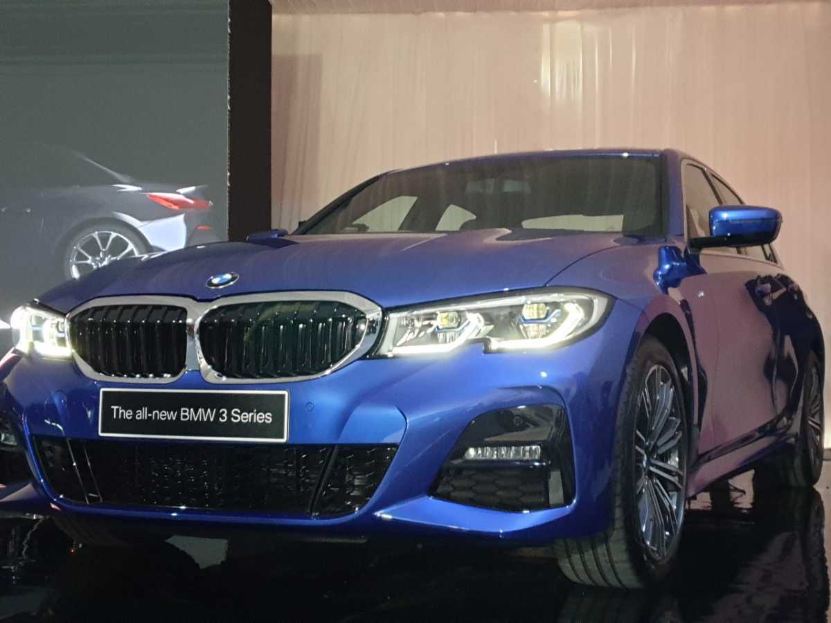 BMW Luncurkan Seri 3 Terbaru, Driving the Legend BMW Luncurkan Seri 3 Terbaru, Driving the Legend
