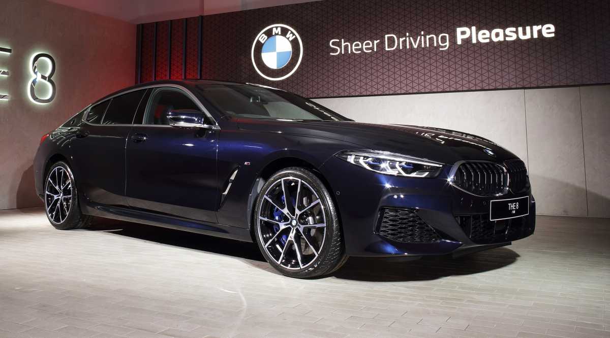 New Normal Kunjungi Dealer BMW, Lihat-lihat Mobil Baru Lewat Tur Virtual New Normal Kunjungi Dealer BMW, Lihat-lihat Mobil Baru Lewat Tur Virtual