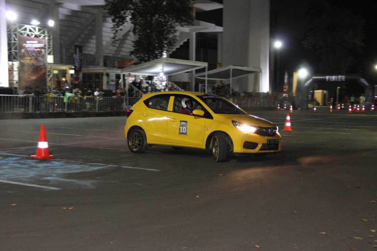 Honda Brio Saturday Night Challenge, Tantang Anak Muda Adu Slalom Honda Brio Saturday Night Challenge, Tantang Anak Muda Adu Slalom
