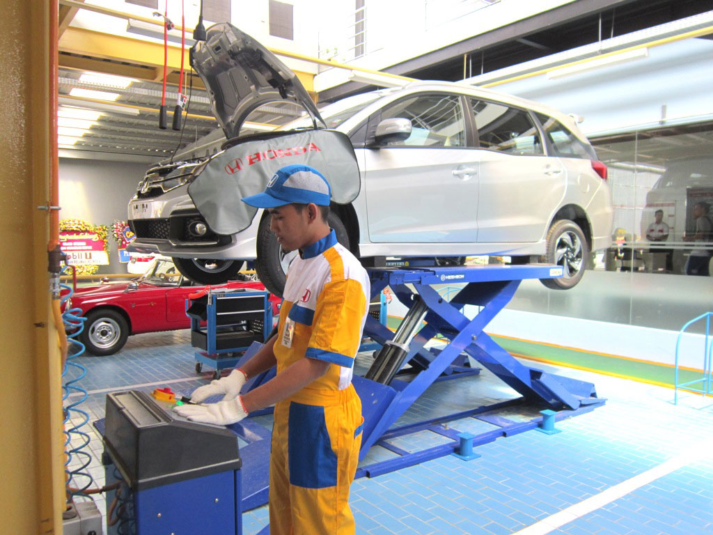 Sadis! Diskon Spare Part dan Aksesoris Honda Sampai 90 Persen Sadis! Diskon Spare Part dan Aksesoris Honda Sampai 90 Persen