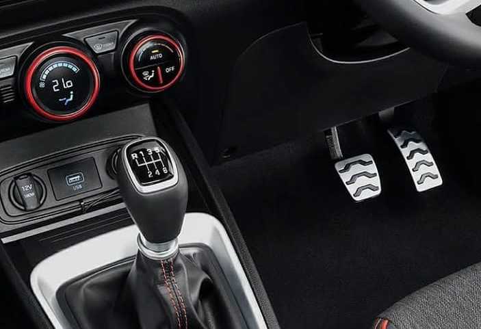 Mengenal iMT, Transmisi Manual Tanpa Kopling pada Hyundai Venue Mengenal iMT, Transmisi Manual Tanpa Kopling pada Hyundai Venue