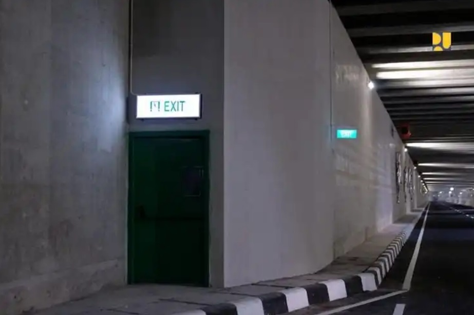 alt-img