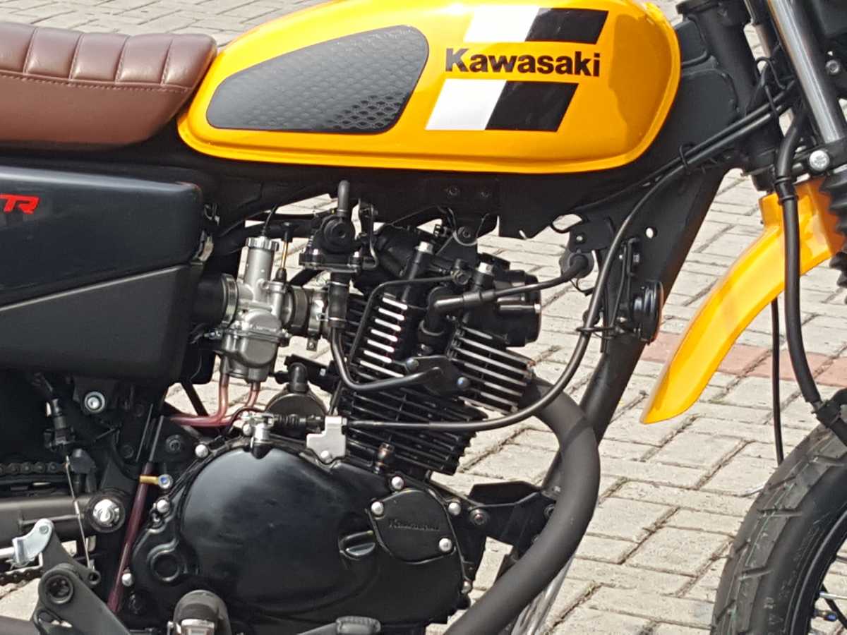 Kawasaki Patenkan Mesin Hybrid 2 Tak 4 Silinder dengan Supercharger Kawasaki Patenkan Mesin Hybrid 2 Tak 4 Silinder dengan Supercharger