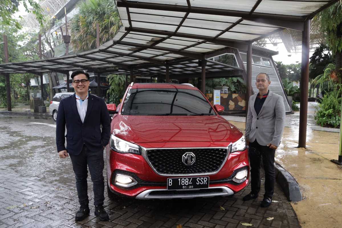 Ini Penampakan Resmi MG HS, Meluncur Besok! Ini Penampakan Resmi MG HS, Meluncur Besok!