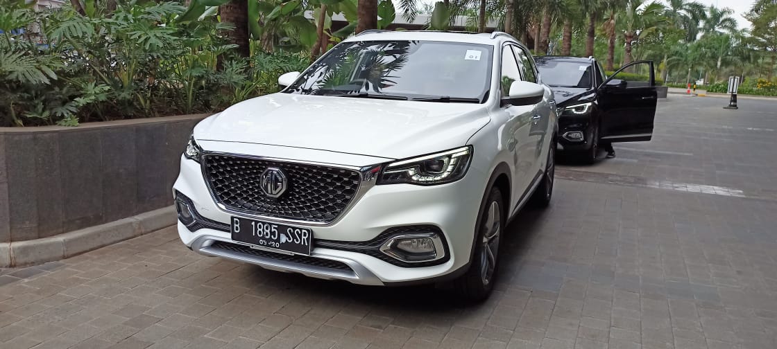 MG HS Ignite Pakai Paddle Shift dan Turbo, Terasa Kemudikan F1 MG HS Ignite Pakai Paddle Shift dan Turbo, Terasa Kemudikan F1