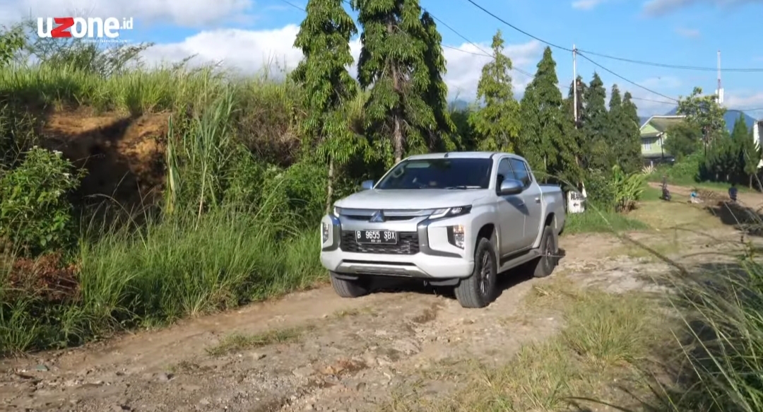 10 Mobil Terlaris Mei 2020: Singkirkan Avanza, Triton Terlaris Saat Pandemi 10 Mobil Terlaris Mei 2020: Singkirkan Avanza, Triton Terlaris Saat Pandemi