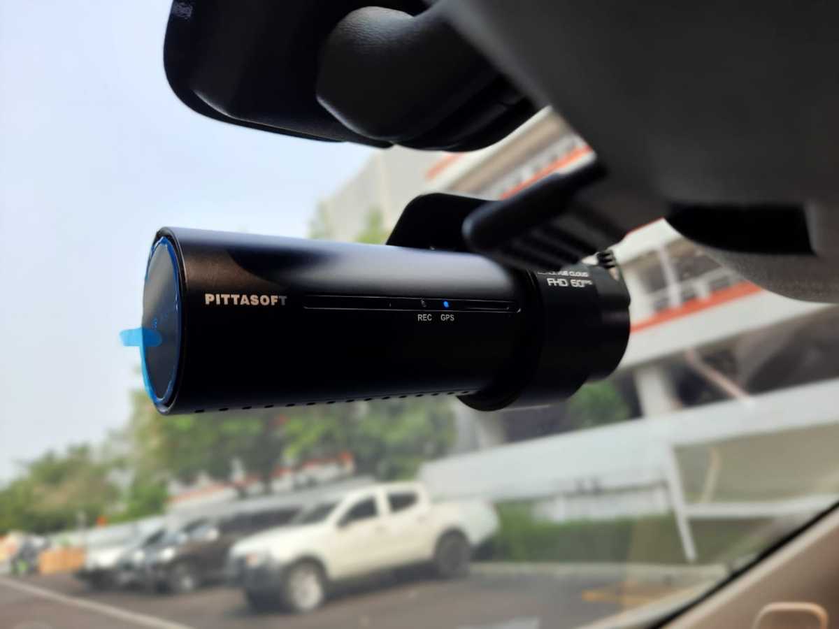 Mitsubishi Luncurkan Genuine Accessory Dashboard Camera Mitsubishi Luncurkan Genuine Accessory Dashboard Camera