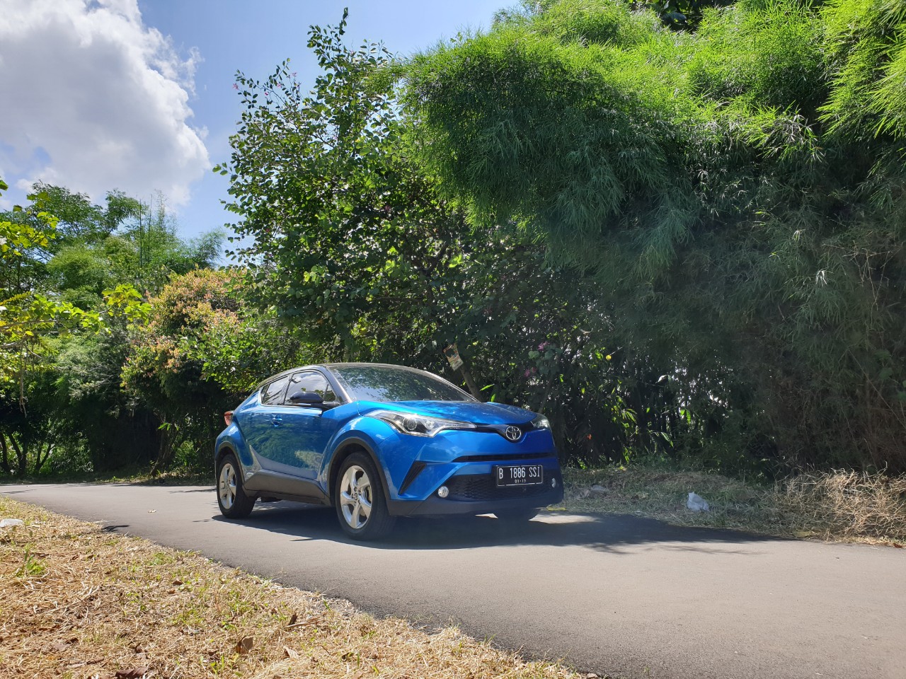 FOTO: Test Drive Toyota C-HR, Melihat Lebih Detail Luar Dalam FOTO: Test Drive Toyota C-HR, Melihat Lebih Detail Luar Dalam