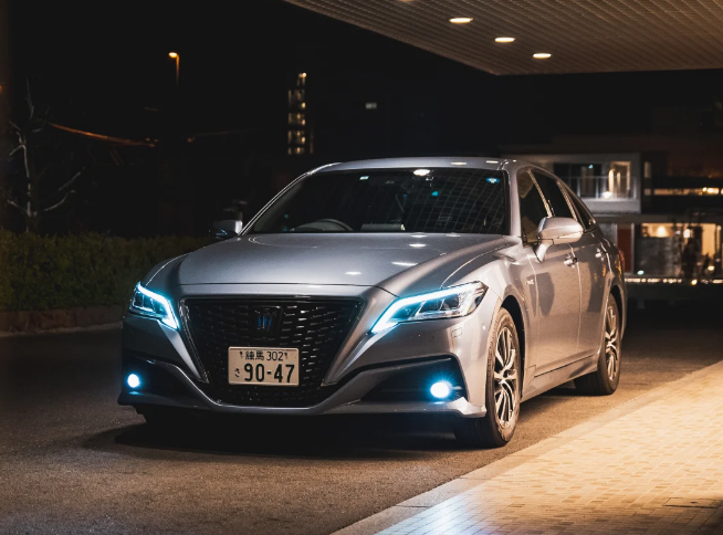 Apa Hebatnya Toyota Crown 2.5 HV G-E, Mobilnya Menteri Jokowi? Apa Hebatnya Toyota Crown 2.5 HV G-E, Mobilnya Menteri Jokowi?
