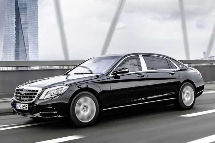 Yeay! Jokowi Akhirnya Pakai Mobil Baru Yeay! Jokowi Akhirnya Pakai Mobil Baru