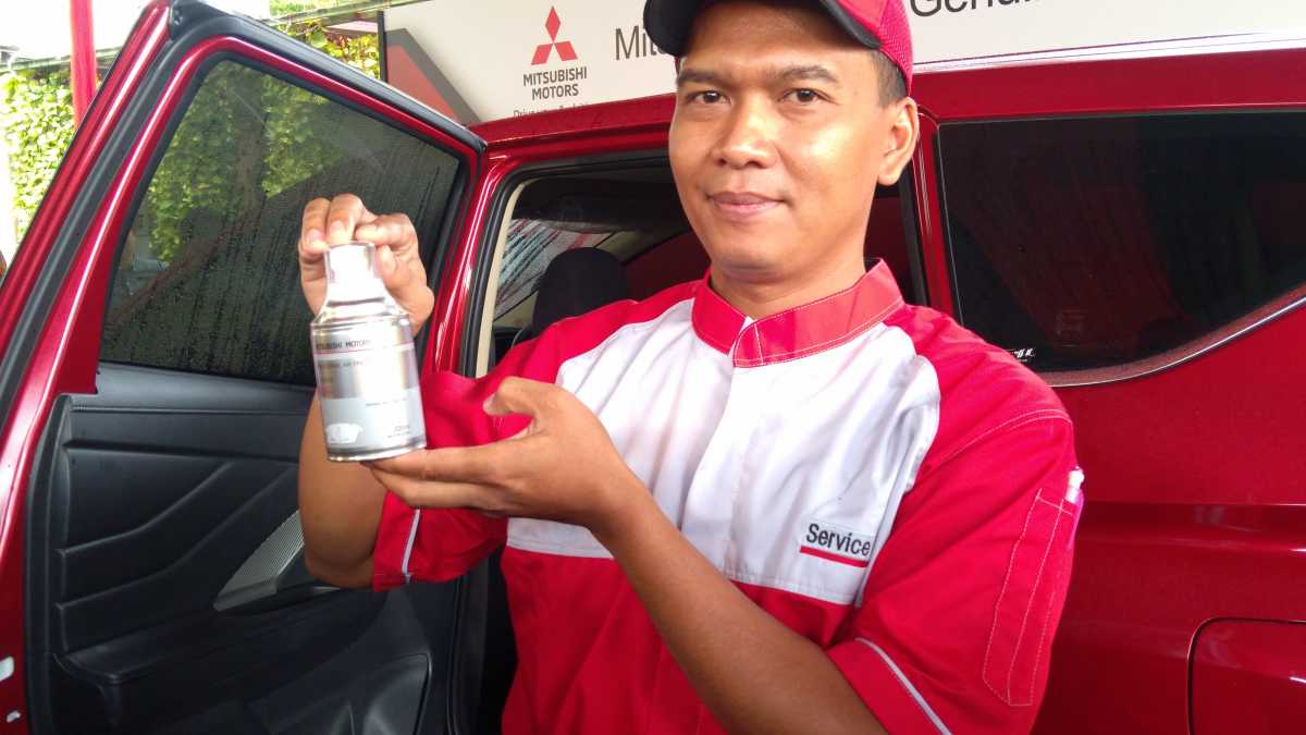 Cara Gampang Bersihkan Kabin Mobil dari Virus dan Bakteri Cara Gampang Bersihkan Kabin Mobil dari Virus dan Bakteri