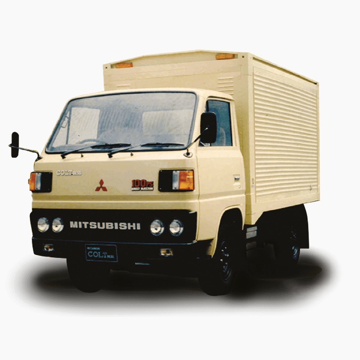 Setengah Abad Mitsubishi Fuso dan Sepak Terjang Si Kepala Kuning Setengah Abad Mitsubishi Fuso dan Sepak Terjang Si Kepala Kuning