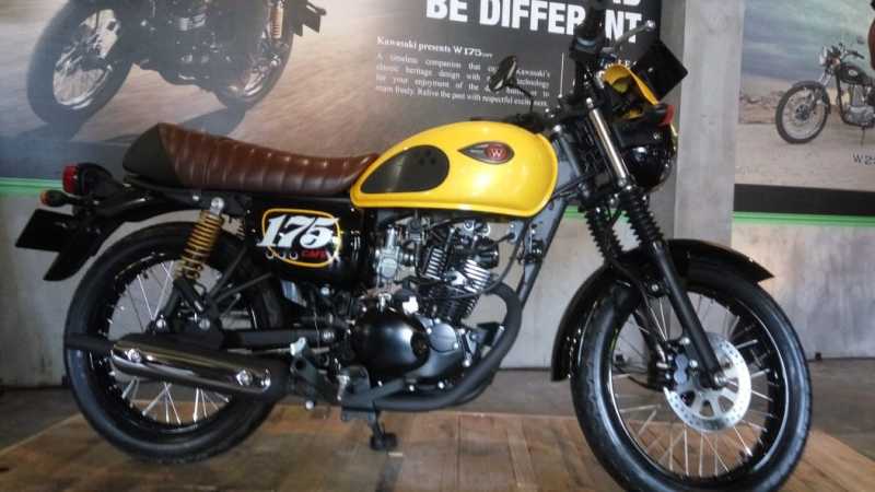 Foto Detail Motor Retro Jokowi Versi Baru Dari Kawasaki Uzone
