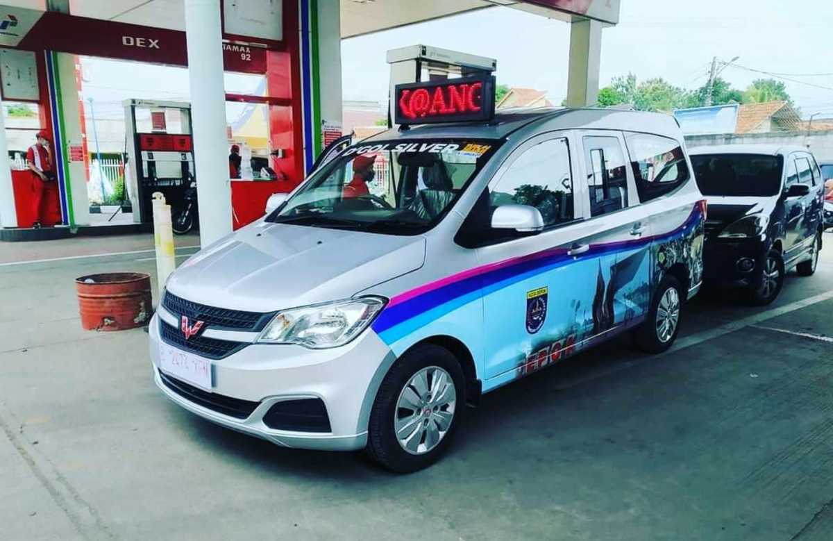 FOTO: Wuling Confero jadi Angkot Mewah di Depok FOTO: Wuling Confero jadi Angkot Mewah di Depok