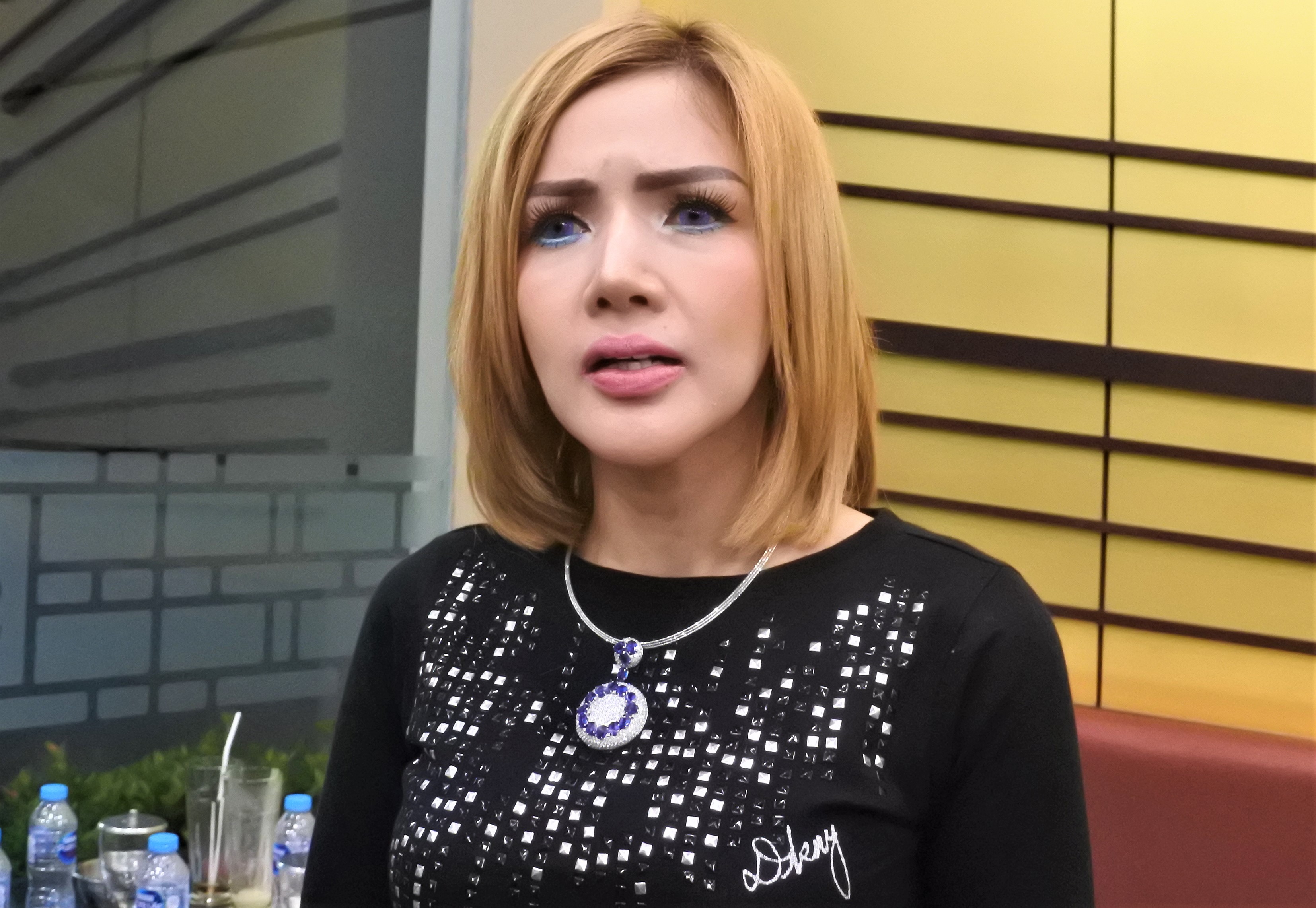 Barbie Kumalasari sedang Sakit, Pemeriksaan Kasus 'Ikan Asin' Ditunda Barbie Kumalasari sedang Sakit, Pemeriksaan Kasus 'Ikan Asin' Ditunda