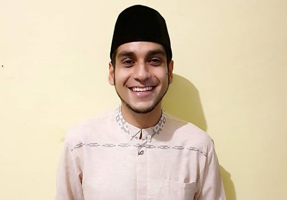 Bobby Maulana Masih Laku Jadi Ustaz Bobby Maulana Masih Laku Jadi Ustaz