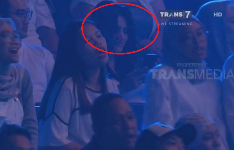 Hantu Sephia Di Konser Sheila On 7 Akhirnya Bicara Ternyata Lagi Hamil S'lamat tidur kekasih gelap kuooo.sephia s'moga cepat kau lupakan aku kekasih. hantu sephia di konser sheila on 7