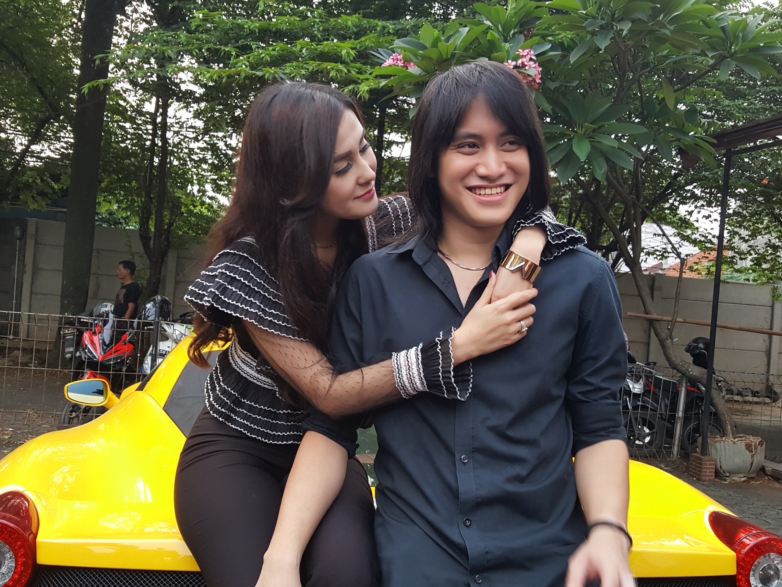 Saat Jatuh Miskin, ke Mana Kevin Aprillio dan Vicy Melanie Kencan? Saat Jatuh Miskin, ke Mana Kevin Aprillio dan Vicy Melanie Kencan?