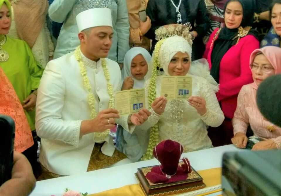 Ada Berlian Hingga Riyal, Apa Arti Mas Kawin Musdalifah? Ada Berlian Hingga Riyal, Apa Arti Mas Kawin Musdalifah?