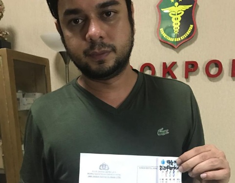 Detik-detik Rio Reifan Ditangkap Bersama Barang Bukti Narkoba Detik-detik Rio Reifan Ditangkap Bersama Barang Bukti Narkoba