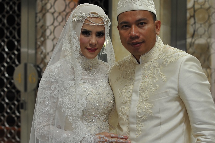 Babak Baru Perseteruan Vicky Prasetyo vs Adik Angel Lelga Babak Baru Perseteruan Vicky Prasetyo vs Adik Angel Lelga