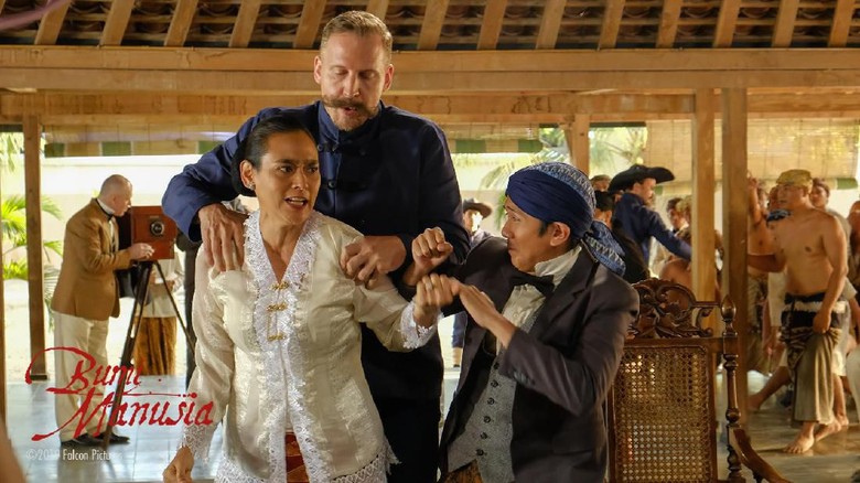Durasi Tembus 3 Jam, Netizen: 'Bumi Manusia' Mau Saingi 'Avengers: Endgame'? Durasi Tembus 3 Jam, Netizen: 'Bumi Manusia' Mau Saingi 'Avengers: Endgame'?