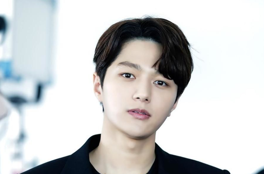 Jadi <i>Trending Topic</i> di Twitter, Ada Apa dengan Kim Myung Soo? Jadi <i>Trending Topic</i> di Twitter, Ada Apa dengan Kim Myung Soo?