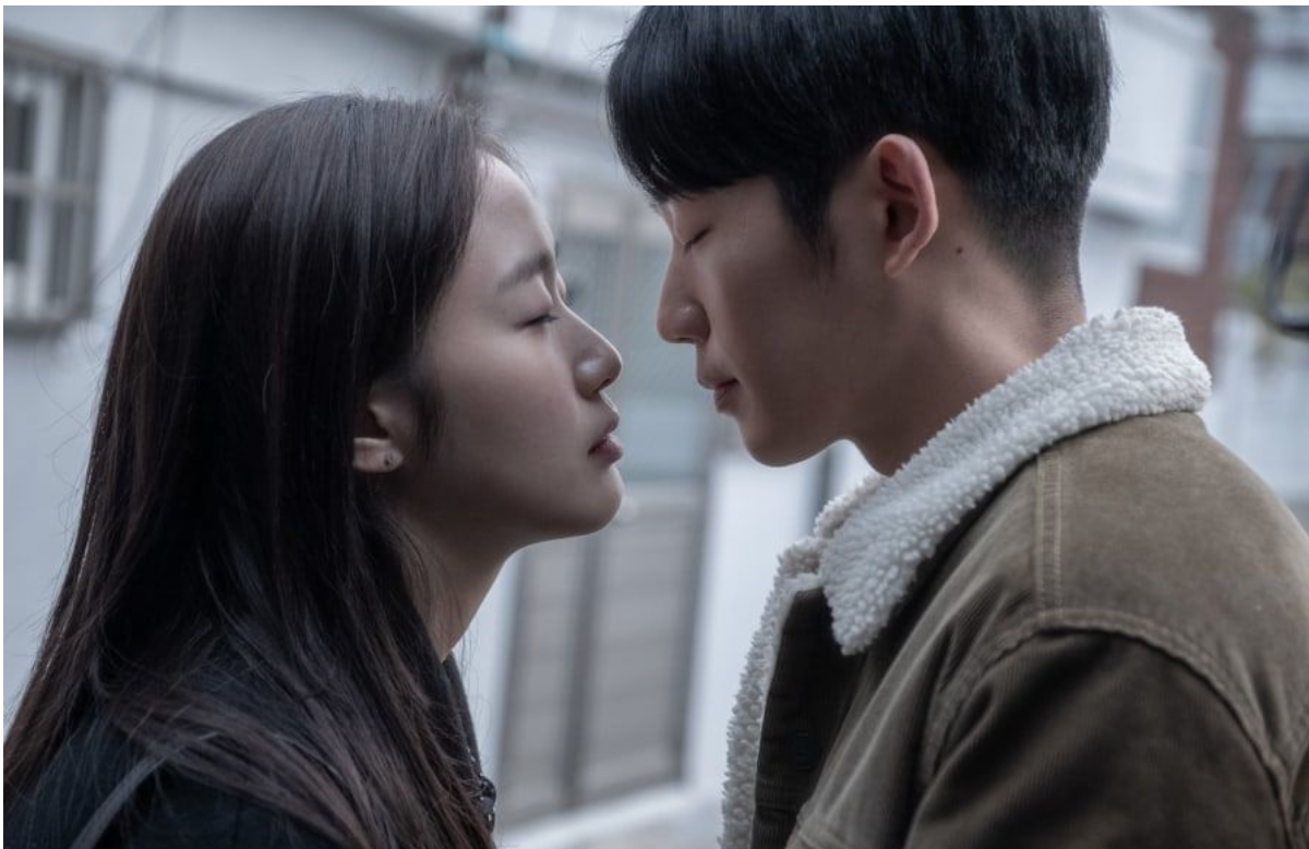 'Tune In For Love’ Cetak Rekor Box Office di Korea Selatan 'Tune In For Love’ Cetak Rekor Box Office di Korea Selatan