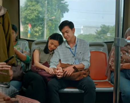 Adipati Dolken Jadi 'Korban' Della Dartyan Berikutnya di 'Love For Sale 2' ? Adipati Dolken Jadi 'Korban' Della Dartyan Berikutnya di 'Love For Sale 2' ?