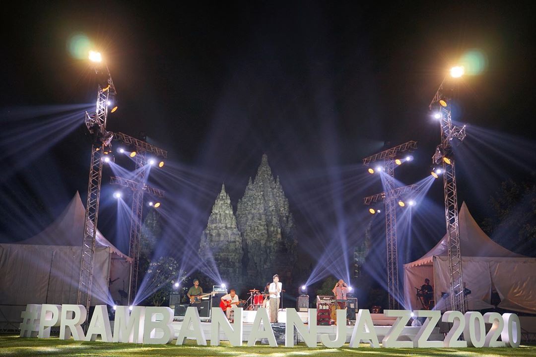 FOTO: Penampilan Musisi di Prambanan Jazz Virtual Festival 2020 FOTO: Penampilan Musisi di Prambanan Jazz Virtual Festival 2020