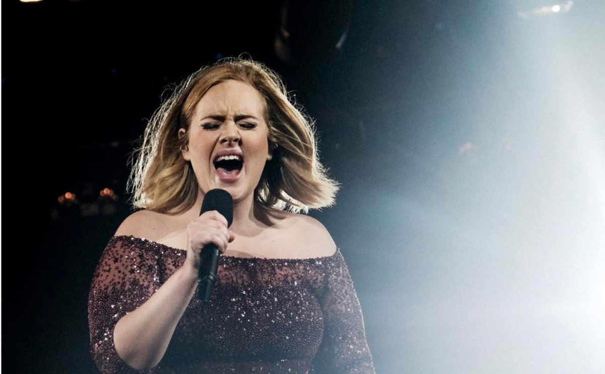 Adele Unggah Foto Badan Kurusnya, Warganet Twitter Heboh Adele Unggah Foto Badan Kurusnya, Warganet Twitter Heboh