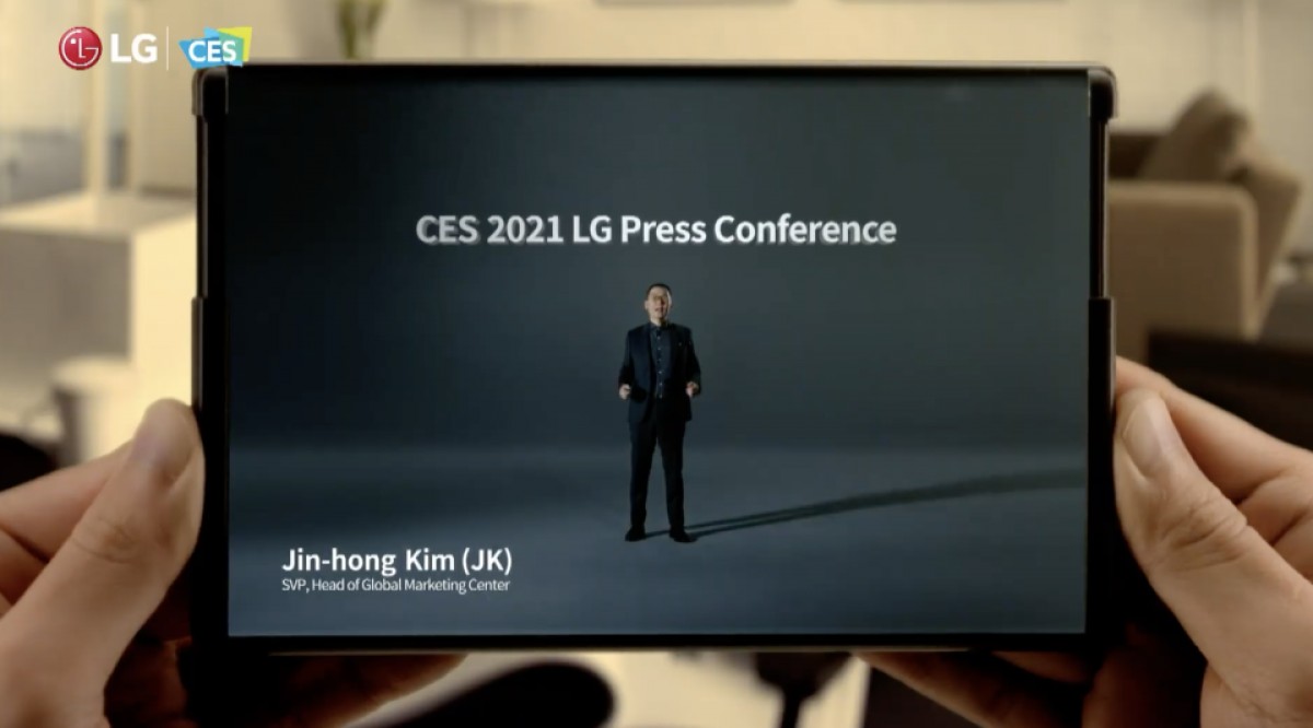 LG Pamer Ponsel Gulung di CES 2021 LG Pamer Ponsel Gulung di CES 2021