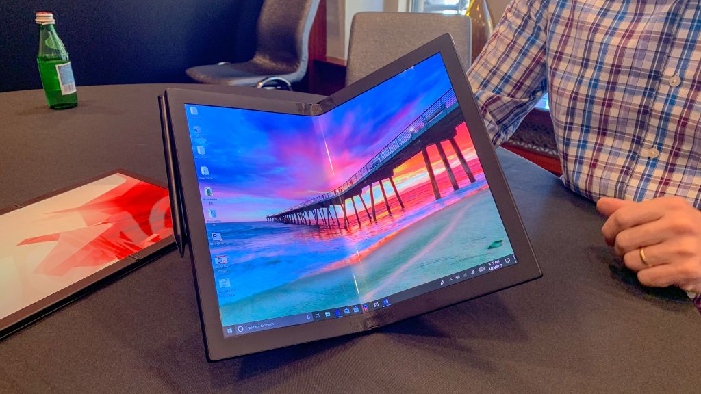 Laptop Layar Lipat Lenovo Sudah Bisa Dipesan Seharga Rp37 Juta, Siapa Mau? Laptop Layar Lipat Lenovo Sudah Bisa Dipesan Seharga Rp37 Juta, Siapa Mau?