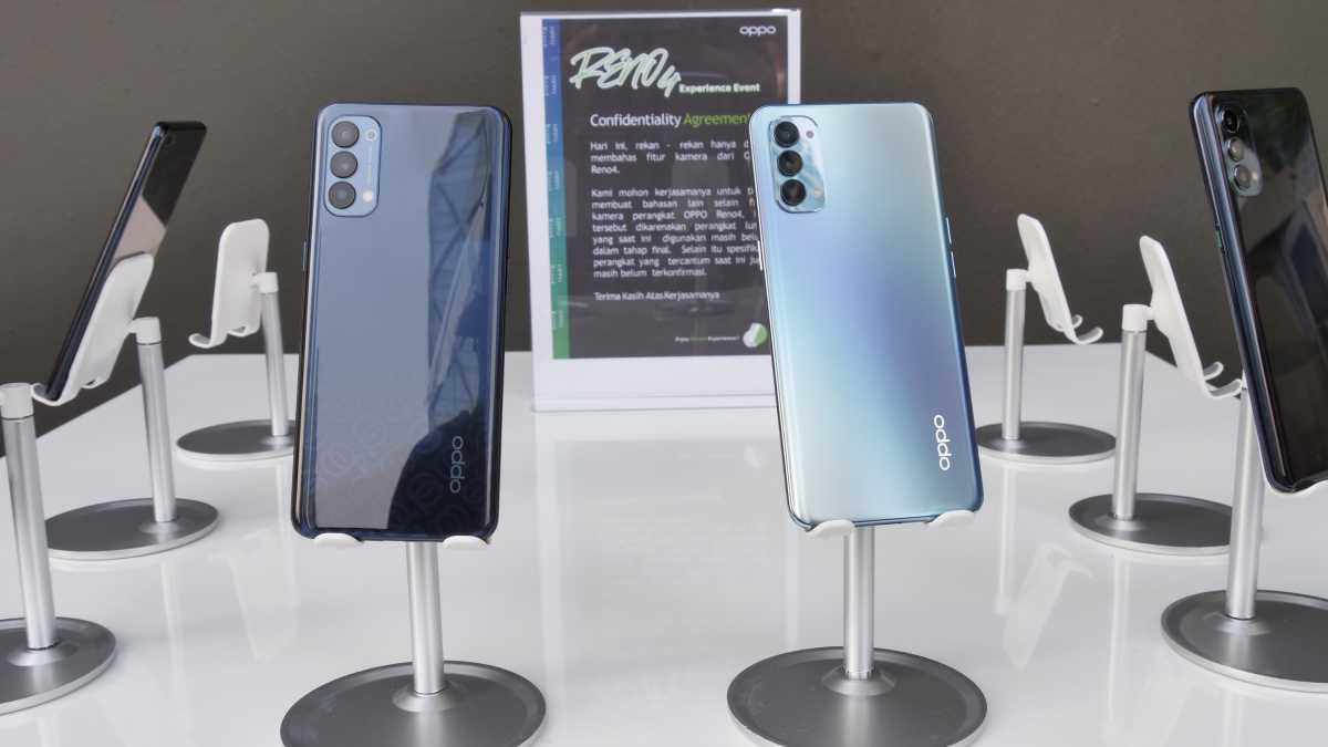 FOTO: Lihat Bodi Oppo Reno4 dari Dekat FOTO: Lihat Bodi Oppo Reno4 dari Dekat