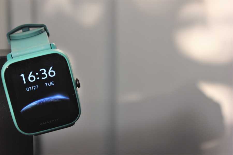 Perbedaan amazfit bip dan lite hot sale