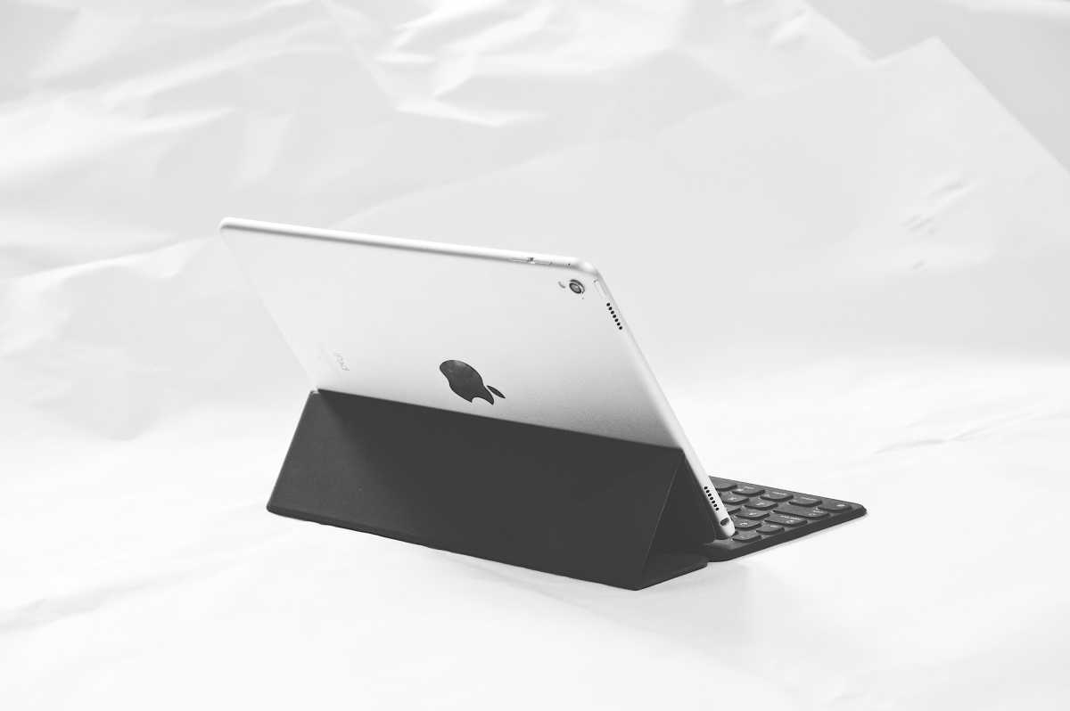 iPad Pro 2020 Punya 3 Kamera, Buat Apa? iPad Pro 2020 Punya 3 Kamera, Buat Apa?