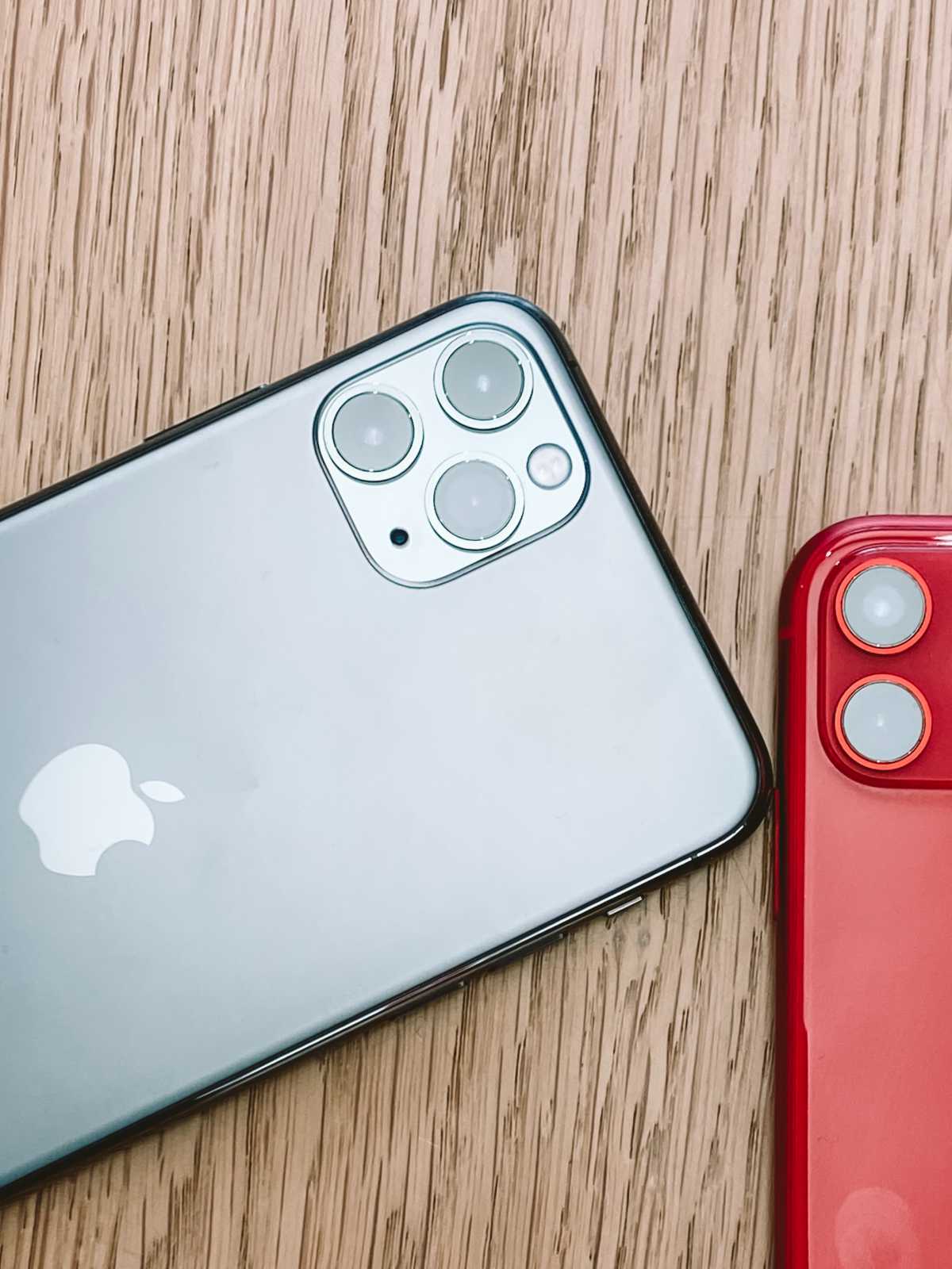 Virus Corona Paksa Foxconn Pangkas Produksi iPhone Virus Corona Paksa Foxconn Pangkas Produksi iPhone