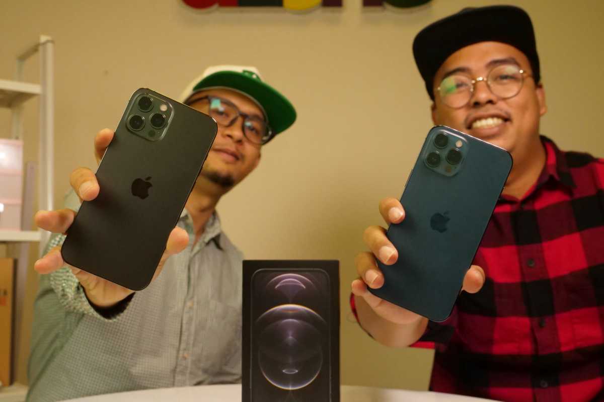 Galeri Foto: Mengenggam Si Besar iPhone 12 Pro Max Galeri Foto: Mengenggam Si Besar iPhone 12 Pro Max