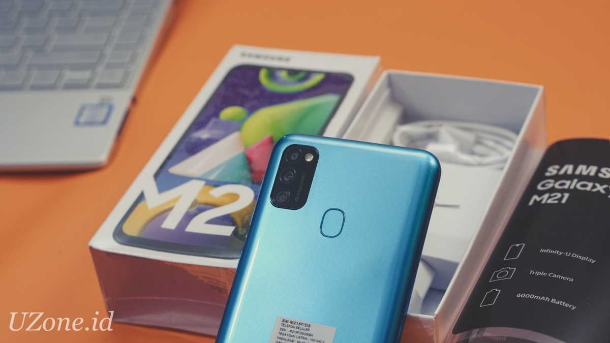 Unboxing Samsung Galaxy M21: Beli Ponsel Rp 3,2 Juta Dapatnya Apa Aja? Unboxing Samsung Galaxy M21: Beli Ponsel Rp 3,2 Juta Dapatnya Apa Aja?