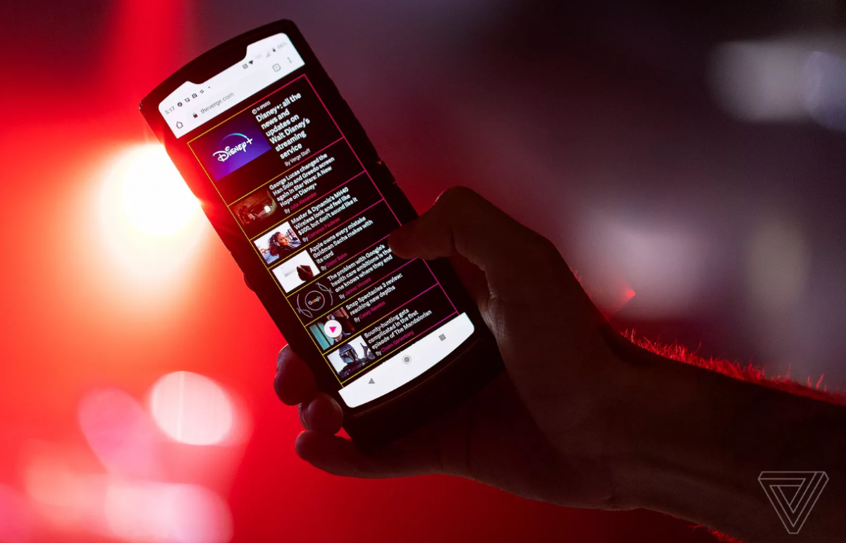 Muncul Spesifikasi dan Bocoran Desain Motorola Razr 2 Muncul Spesifikasi dan Bocoran Desain Motorola Razr 2