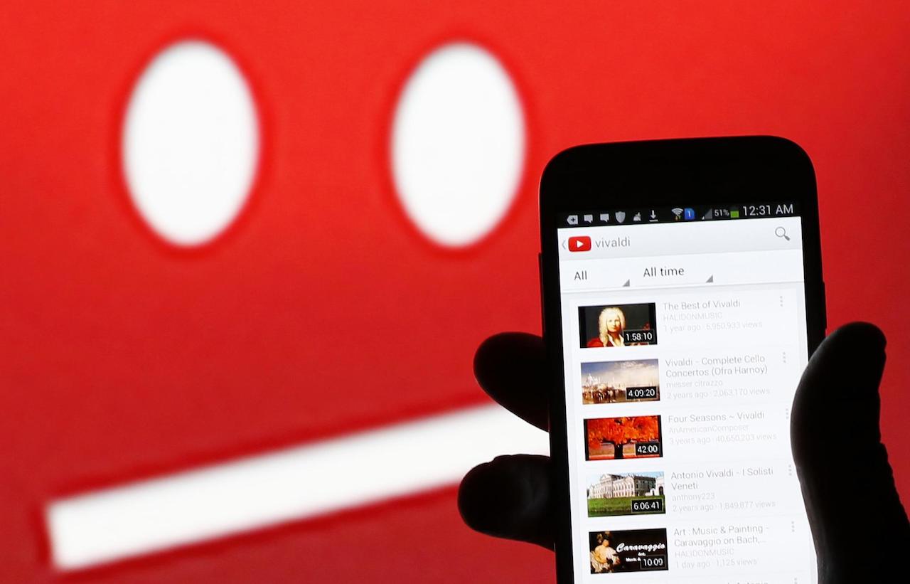 <i>Dear</i> KPI, Mending Perbaiki Dulu Siaran TV Daripada Repot Urus YouTube cs <i>Dear</i> KPI, Mending Perbaiki Dulu Siaran TV Daripada Repot Urus YouTube cs
