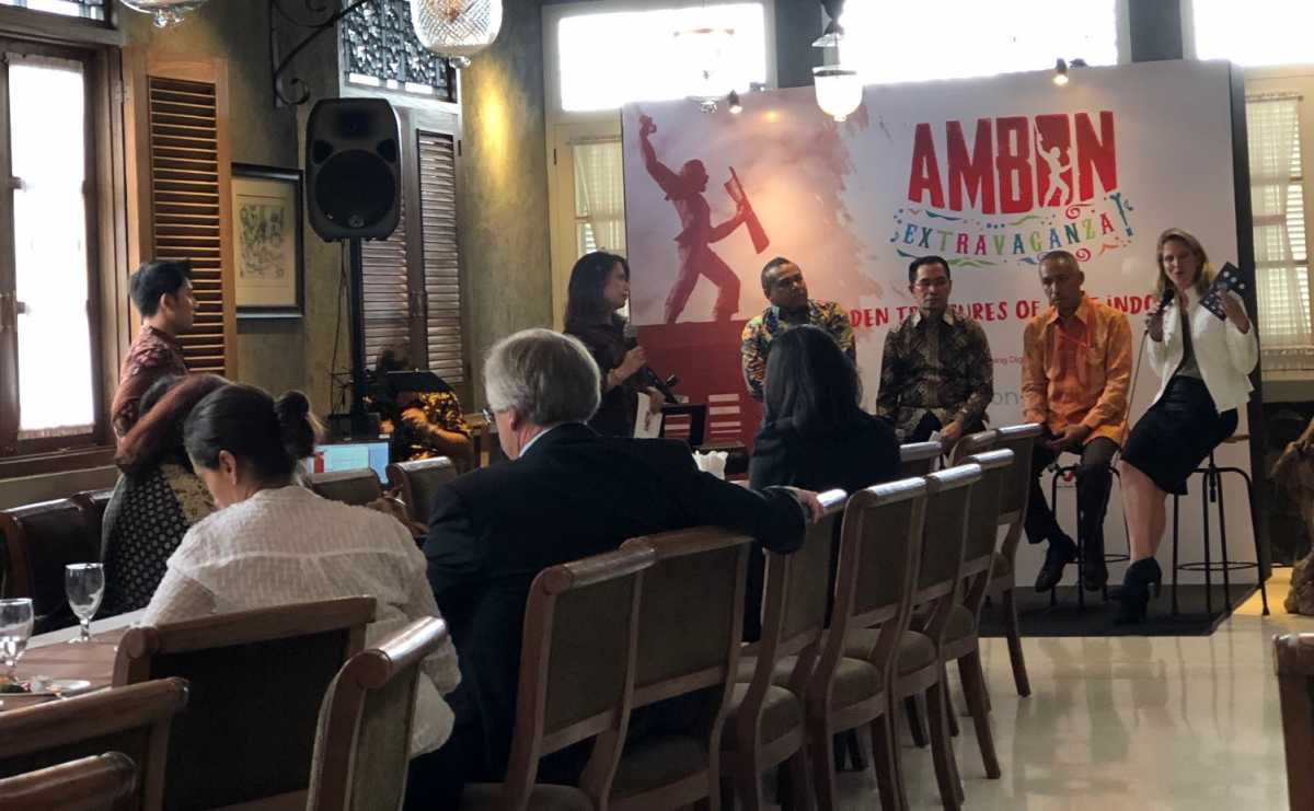 Ambon Bikin Aplikasi untuk Mempermudah Warga dan Wisatawan Ambon Bikin Aplikasi untuk Mempermudah Warga dan Wisatawan
