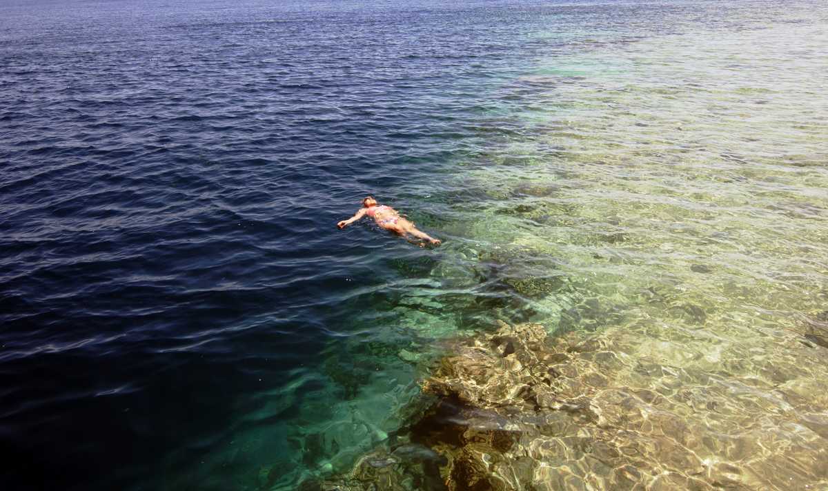 4 Rekomendasi Pantai Kece di Maluku 4 Rekomendasi Pantai Kece di Maluku