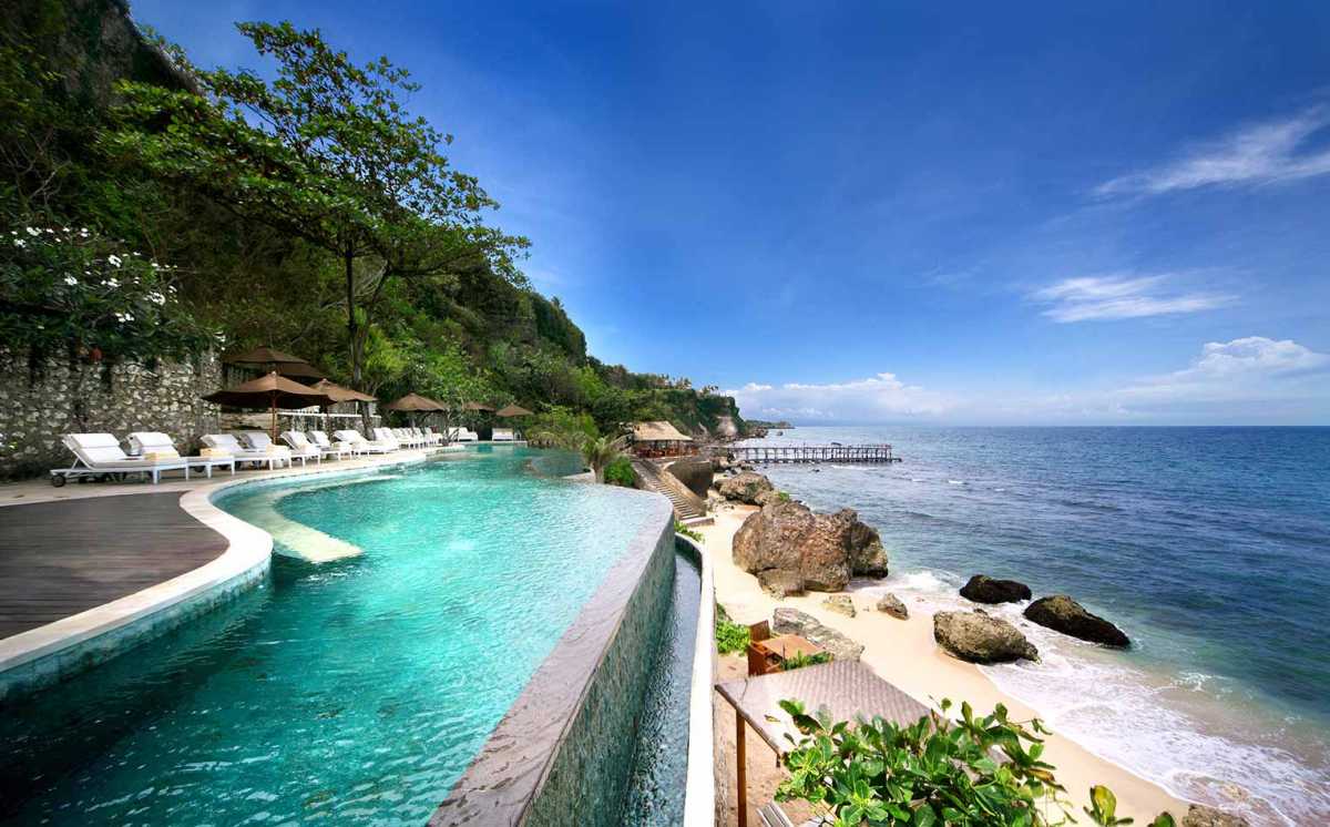 <i>Resort</i> di Bali Ini Larang Pengunjung Pakai <i>Gadget</i> <i>Resort</i> di Bali Ini Larang Pengunjung Pakai <i>Gadget</i>