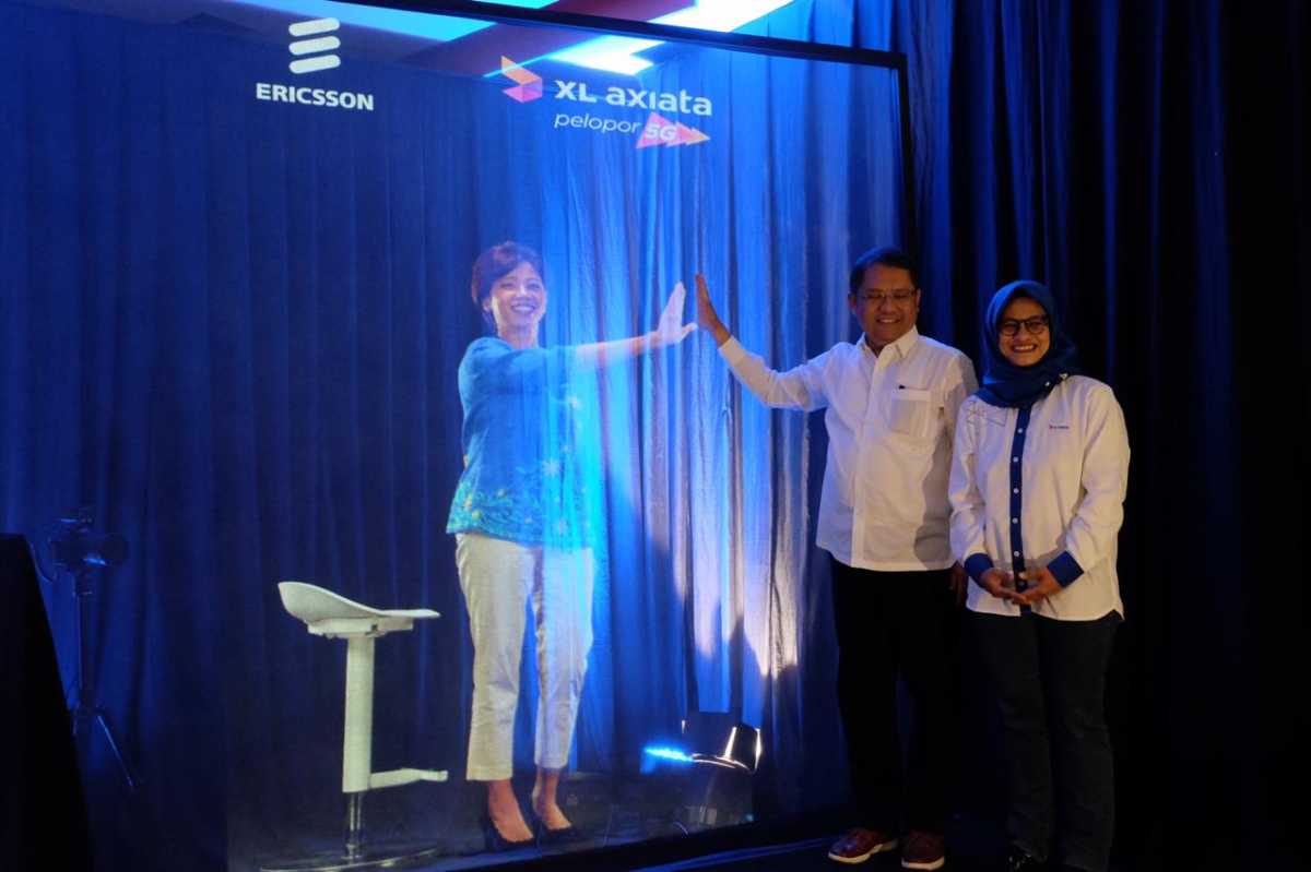 XL Axiata Uji Coba Teknologi 5G Pakai Hologram XL Axiata Uji Coba Teknologi 5G Pakai Hologram