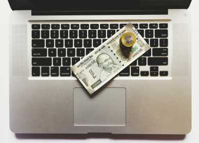 AFPI Sepakat Turunkan Biaya Pinjaman Online Hingga 50 Persen